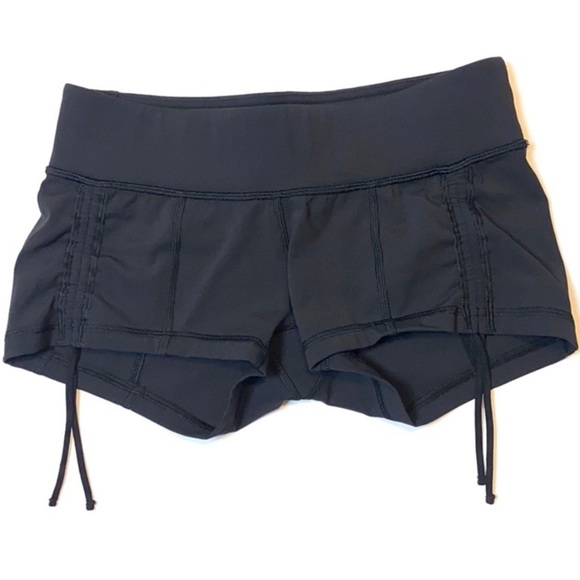lululemon athletica Pants - Lululemon Black Shorts Size 4